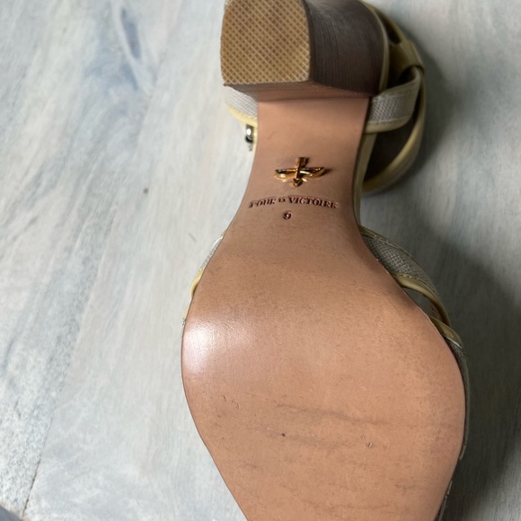 Ankle strapped stylish Heels - Picture 10 of 16